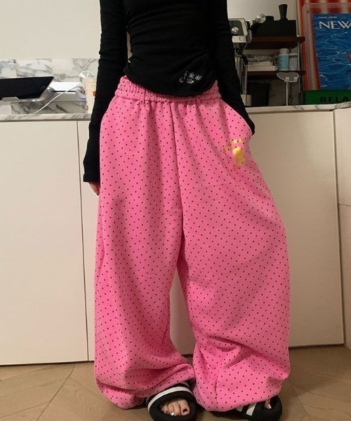 Vipoa（ヴィポア）の「Polka dot wide sweat pants（スウェットパンツ・レディース・ピンク/ライトイエロー・FREE）」の19枚目の写真