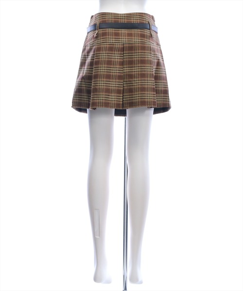 clear（クリア）の「ベルト付きチェック柄ボックスプリーツミニスカート［骨格ウェーブ/ガーリー/春夏］（スカート・レディース・ベージュ/ブラック・S/M）」の22枚目の写真