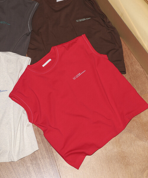 Firsthand(ファーストハンド)の「MA Firsthand/マ ファーストハンド ベーシック ロゴ フレンチスリーブ Tシャツ / BASIC LOGO FRENCH SLEEVE TEE(Tシャツ/カットソー・レディース・レッド/ブラウン/チャコールグレー/オフホワイト・FREE)」の8枚目の写真