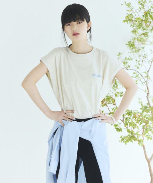 Firsthand(ファーストハンド)の「MA Firsthand/マ ファーストハンド ベーシック ロゴ フレンチスリーブ Tシャツ / BASIC LOGO FRENCH SLEEVE TEE(Tシャツ/カットソー・レディース・レッド/ブラウン/チャコールグレー/オフホワイト・FREE)」の15枚目の写真