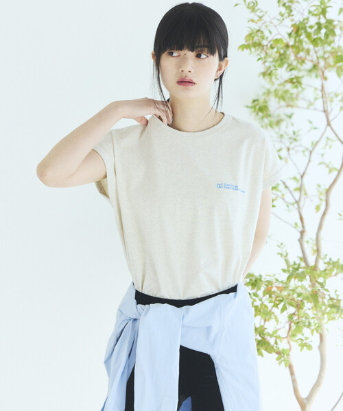 Firsthand(ファーストハンド)の「MA Firsthand/マ ファーストハンド ベーシック ロゴ フレンチスリーブ Tシャツ / BASIC LOGO FRENCH SLEEVE TEE(Tシャツ/カットソー・レディース・レッド/ブラウン/チャコールグレー/オフホワイト・FREE)」の16枚目の写真