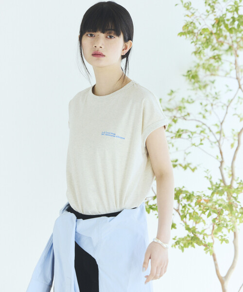 Firsthand(ファーストハンド)の「MA Firsthand/マ ファーストハンド ベーシック ロゴ フレンチスリーブ Tシャツ / BASIC LOGO FRENCH SLEEVE TEE(Tシャツ/カットソー・レディース・レッド/ブラウン/チャコールグレー/オフホワイト・FREE)」の17枚目の写真