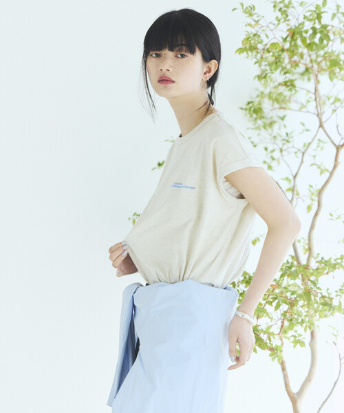 Firsthand(ファーストハンド)の「MA Firsthand/マ ファーストハンド ベーシック ロゴ フレンチスリーブ Tシャツ / BASIC LOGO FRENCH SLEEVE TEE(Tシャツ/カットソー・レディース・レッド/ブラウン/チャコールグレー/オフホワイト・FREE)」の18枚目の写真