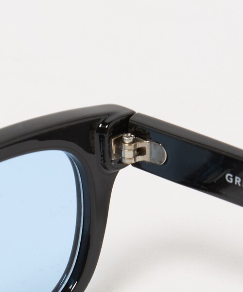 green label relaxing(グリーンレーベルリラクシング)の「GLR スクエア ウェリントン ファッション用グラス(サングラス・メンズ・ブラック/ライトブルー・FREE)」の9枚目の写真