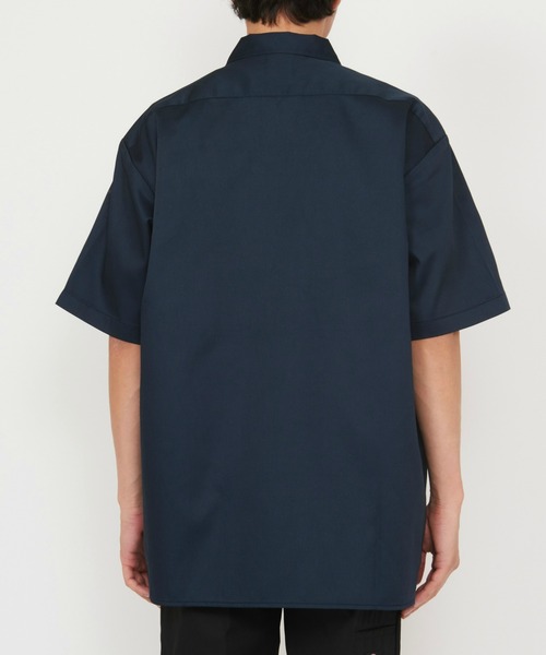 Dickies（ディッキーズ）の「Dickies/ディッキーズ ワークシャツ 半袖 "1574"（シャツ/ブラウス・メンズ・ベージュ/チャコールグレー・X-LARGE/LARGE/MEDIUM/SMALL）」の11枚目の写真
