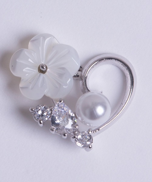 Peony(ピオニー)の「【Peony/ピオニー】デコハートデザインピアス(ピアス(両耳用)・レディース・ゴールド/シルバー/ピンクゴールド・FREE)」の2枚目の写真