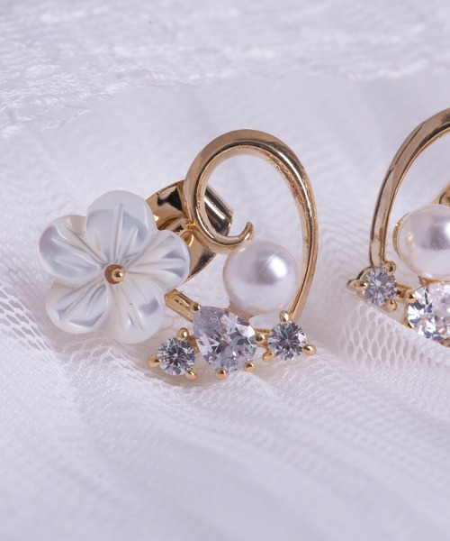 Peony(ピオニー)の「【Peony/ピオニー】デコハートデザインピアス(ピアス(両耳用)・レディース・ゴールド/シルバー/ピンクゴールド・FREE)」の12枚目の写真