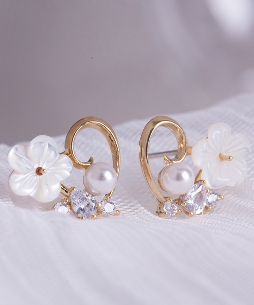 Peony(ピオニー)の「【Peony/ピオニー】デコハートデザインピアス(ピアス(両耳用)・レディース・ゴールド/シルバー/ピンクゴールド・FREE)」の13枚目の写真