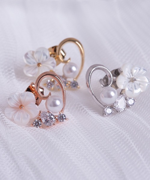 Peony(ピオニー)の「【Peony/ピオニー】デコハートデザインピアス(ピアス(両耳用)・レディース・ゴールド/シルバー/ピンクゴールド・FREE)」の5枚目の写真