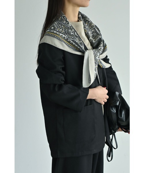 marjour(マージュール)の「90×90 BIG SCARF(バンダナ/スカーフ・レディース・その他3/その他2/その他1/その他4・FREE)」の5枚目の写真