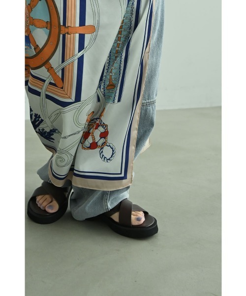 marjour(マージュール)の「90×90 BIG SCARF(バンダナ/スカーフ・レディース・その他3/その他2/その他1/その他4・FREE)」の21枚目の写真