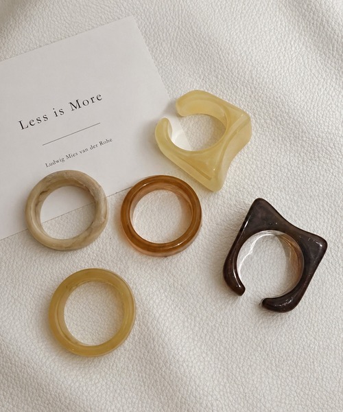 NOLITA LABORATORY(ノリータラボラトリー)の「【 NOLITA / ノリータ 】ボリューム アクリル リング 5点セット(リング・レディース・ブラウン・FREE)」の5枚目の写真