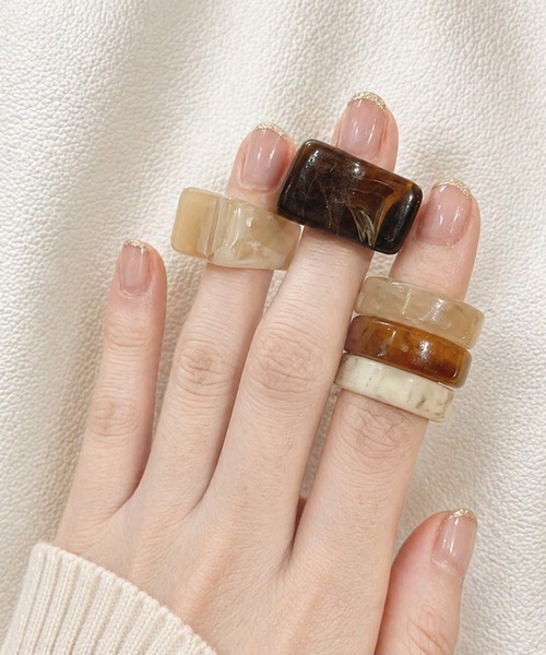 NOLITA LABORATORY(ノリータラボラトリー)の「【 NOLITA / ノリータ 】ボリューム アクリル リング 5点セット(リング・レディース・ブラウン・FREE)」の6枚目の写真