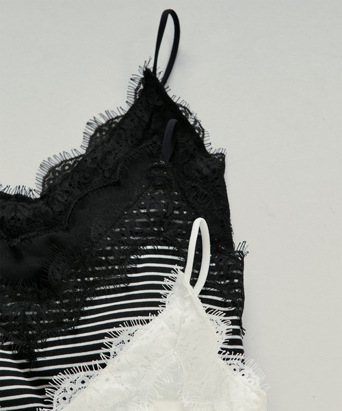 Ezick(エジック)の「Cup in lace trim camisole/カップインレーストリムキャミソール(キャミソール・レディース・ブラック/オフホワイト/ブラック系その他・FREE)」の4枚目の写真