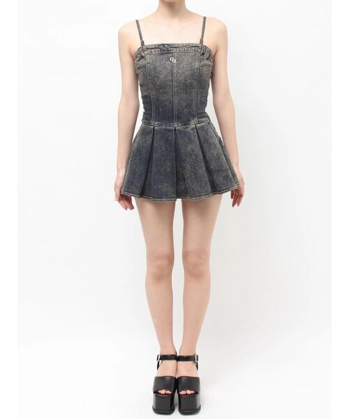GYDA(ジェイダ)の「GG bijouデニムプリーツスカートライクミニワンピース(ワンピース・レディース・ライトブルー/インディゴブルー・SMALL/MEDIUM)」の13枚目の写真