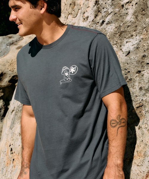 RVCA(ルーカ)の「RVCA メンズ BRYCE BLOOM SS Tシャツ 【2026年夏モデル】(Tシャツ/カットソー・メンズ・オフホワイト/ブラック系その他・SMALL/MEDIUM/LARGE/X-LARGE)」の10枚目の写真