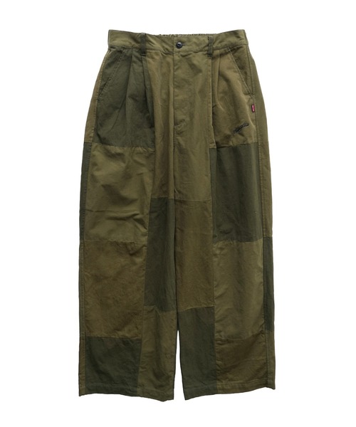 NineMicrophones(ナインマイクロフォンズ)の「PATCHWORK BAGGY PANTS(その他パンツ・メンズ・オリーブ/ブラック・X-LARGE/LARGE/MEDIUM/SMALL)」の4枚目の写真