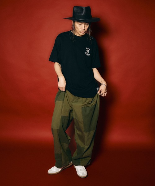 NineMicrophones(ナインマイクロフォンズ)の「PATCHWORK BAGGY PANTS(その他パンツ・メンズ・オリーブ/ブラック・X-LARGE/LARGE/MEDIUM/SMALL)」の10枚目の写真