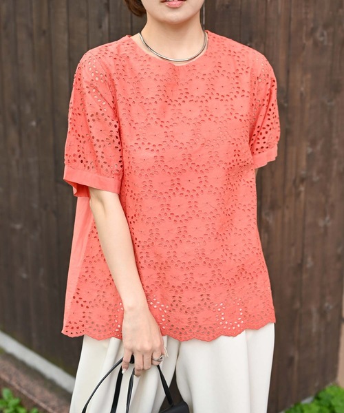 &HALF(アンドハーフ)の「【indian Cotton Collection】カットワーク刺繍スカラップブラウス(インド綿.インドコットン.コットン100%,綿100%)(シャツ/ブラウス・レディース・サックスブルー/ダークネイビー/コーラル/オフホワイト・M/L)」の13枚目の写真