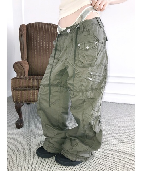 THEAIRTOWN(ジエアタウン)の「cyberpunk parachute(その他パンツ・レディース・カーキ/ブラック/ベージュ・MEDIUM/SMALL)」の3枚目の写真