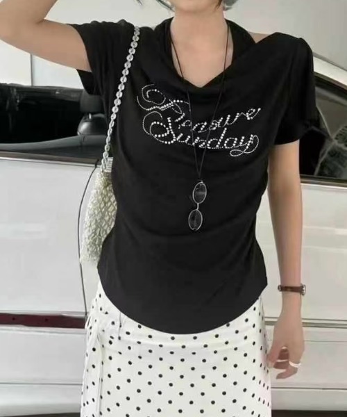 AVYL(アヴィル)の「ラインストーンロゴホルターネック半袖トップス(Tシャツ/カットソー・レディース・ホワイト/ブラック・M)」の7枚目の写真