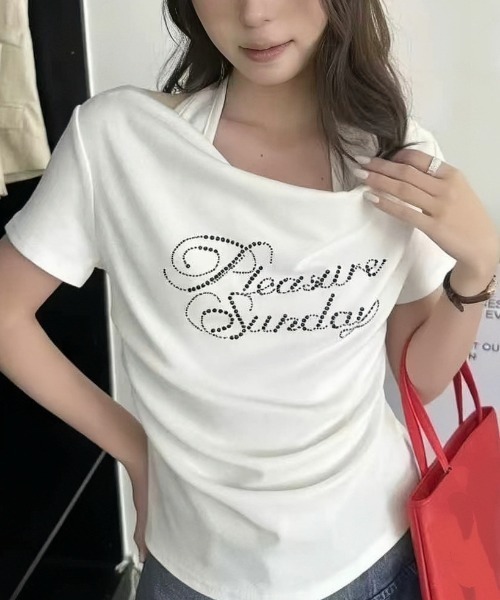 AVYL(アヴィル)の「ラインストーンロゴホルターネック半袖トップス(Tシャツ/カットソー・レディース・ホワイト/ブラック・M)」の8枚目の写真
