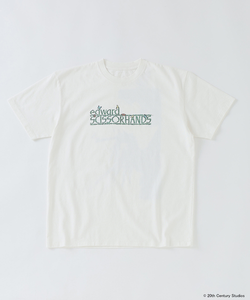 JOURNAL STANDARD(ジャーナルスタンダード)の「ムービー アーカイブ プリント Tシャツ(Tシャツ/カットソー・メンズ・スミクロ/ホワイト系その他/ブラック系その他/ホワイト×ホワイト/ブラック×ブラック/ブラックミックス/その他/オフホワイト/ライトホワイト/ブラック/ホワイト/White・MEDIUM/LARGE/SMALL)」の2枚目の写真
