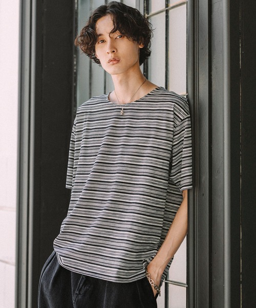 Bleme(ブレム)の「ベーシックボーダークルーネックTシャツ(Tシャツ/カットソー・メンズ・ホワイト系/ブラック系・L/M/S/XL)」の4枚目の写真