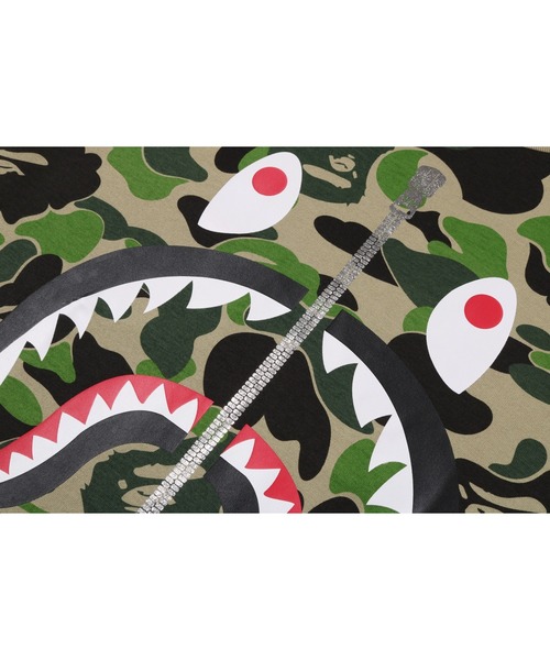 A BATHING APE(アベイシングエイプ)の「ABC CAMO SHARK TEE(Tシャツ/カットソー・メンズ・ブルー/ピンク/グリーン・XX-LARGE/LARGE/SMALL/MEDIUM/X-LARGE)」の7枚目の写真