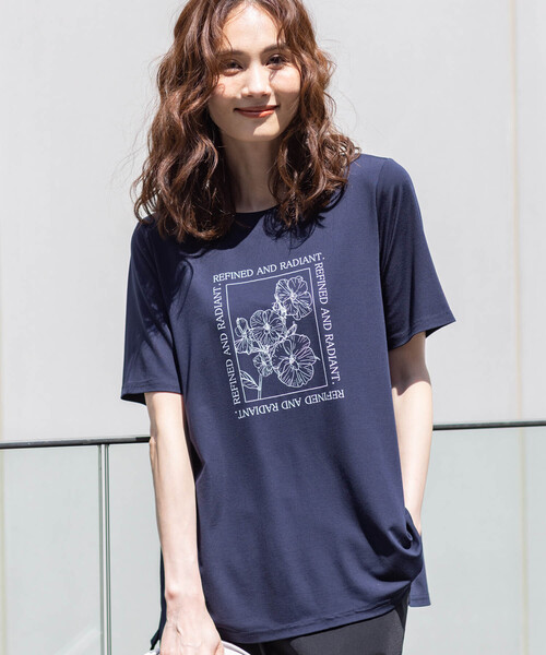 A/C DESIGN BY ALPHA CUBIC(エーシーデザインバイアルファキュービック)の「フラワーイラストプリントTシャツ【ひやツヤ・UVカット・接触冷感・大きいサイズあり】(Tシャツ/カットソー・レディース・ライトグレー/サックスブルー/ネイビー・M/L/LL/3L)」の20枚目の写真