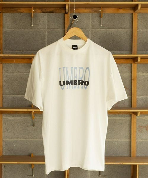 UMBRO(アンブロ)の「umbro/アンブロ 【EC別注】オーバーサイズグラッフィックTシャツ(Tシャツ/カットソー・メンズ・ネイビー/ホワイト/ブラック・S/O/M/L)」の6枚目の写真