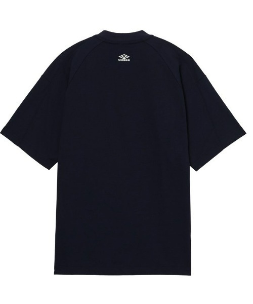 UMBRO(アンブロ)の「umbro/アンブロ 【EC別注】オーバーサイズグラッフィックTシャツ(Tシャツ/カットソー・メンズ・ネイビー/ホワイト/ブラック・S/O/M/L)」の18枚目の写真