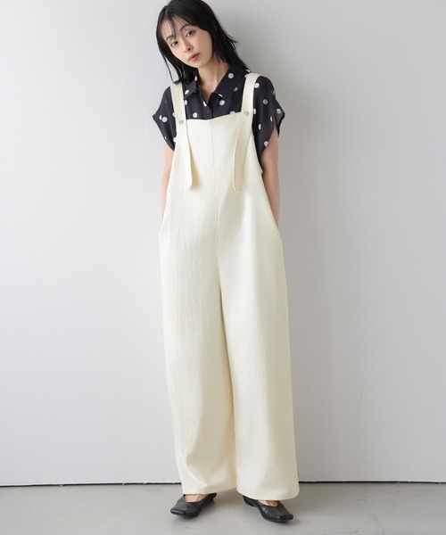 SUGAR BISKET(シュガービスケット)の「前後2WAY ワイドサロペット(サロペット/オーバーオール・レディース・ピンク/アイボリー/ベージュ/ブラウン/ブラック・フリー)」の2枚目の写真