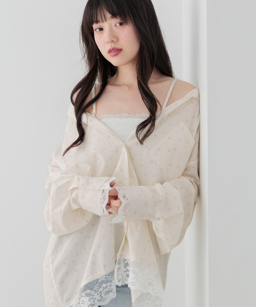 Heather(ヘザー)の「2WAYレーストリムBIGシャツ 1056916(シャツ/ブラウス・レディース・ブラウン系/ホワイト系/ブルー系/ネイビー系・FREE)」の2枚目の写真