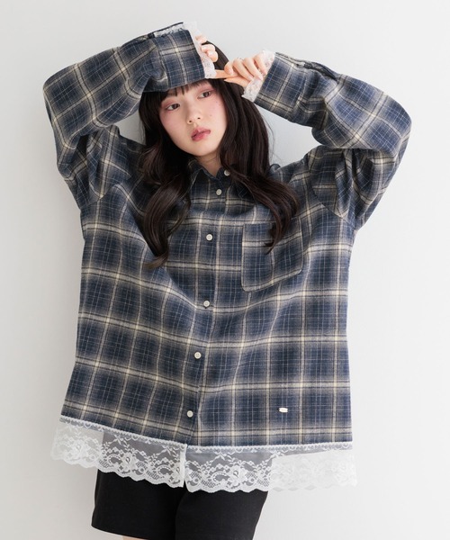 Heather(ヘザー)の「2WAYレーストリムBIGシャツ 1056916(シャツ/ブラウス・レディース・ブラウン系/ホワイト系/ブルー系/ネイビー系・FREE)」の1枚目の写真