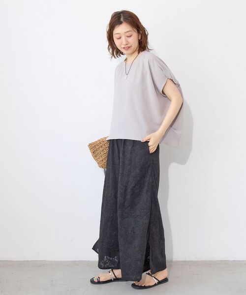 le.coeur blanc(ルクールブラン)の「【UVカット】ハイストレッチカルゼプルオーバー(シャツ/ブラウス・レディース・ライトグレー/チャコールグレー・38)」の17枚目の写真