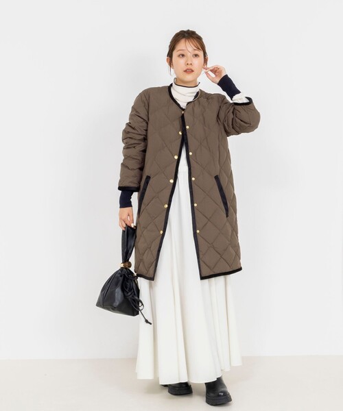 NOLLEY’S（ノーリーズ）の「【TAION×LIMONTA】別注ベロアパイピングロングダウン（ダウンジャケット/コート・レディース・ネイビー/カーキ/ブラック・FREE）」の18枚目の写真