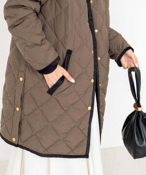 NOLLEY’S（ノーリーズ）の「【TAION×LIMONTA】別注ベロアパイピングロングダウン（ダウンジャケット/コート・レディース・ネイビー/カーキ/ブラック・FREE）」の21枚目の写真