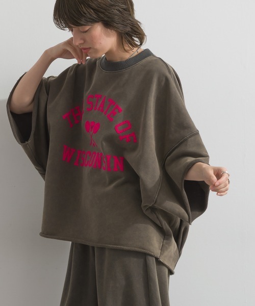 enhaut(アンオート)の「裏毛ケミカルパウダー加工 スウェット THE STATE OFフロッキーロゴ プリントプルオーバー(Tシャツ/カットソー・レディース・チャコールグレー/ネイビー/グリーン/ブラウン/レッド・FREE)」の9枚目の写真