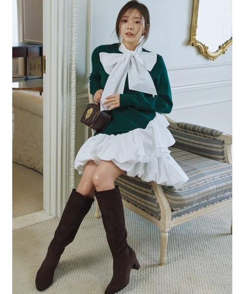 SNIDEL(スナイデル)の「リボンタイペプラムチュニックワンピース(ワンピース・レディース・グリーン/ネイビー/ブラック・F)」の5枚目の写真