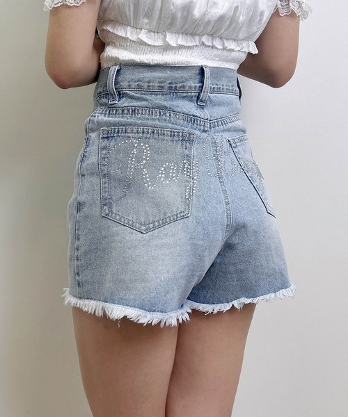 INGNI(イング)の「バックビジューロゴ/デニムショートパンツ(デニムパンツ・レディース・ブルー系その他3/ブルー系その他・M/S)」の7枚目の写真