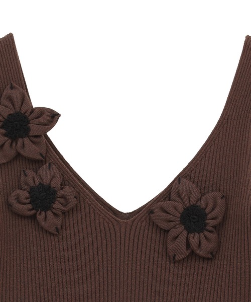 CLANE(クラネ)の「【CLANE/クラネ】FLOWER MOTIF CAMI KNIT TOPS/フラワーモチーフキャミトップス(ニット/セーター・レディース・ブラウン/ブラック/イエロー・1)」の5枚目の写真