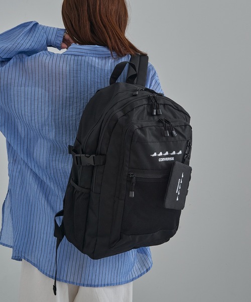 CONVERSE(コンバース)の「【CONVERSE】CV SNEAKERS PRINT BACK PACK(バックパック/リュック・レディース・ベージュ/オフホワイト/ブラック/ホワイト・FREE)」の6枚目の写真