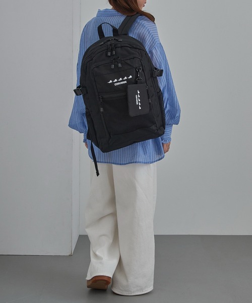 CONVERSE(コンバース)の「【CONVERSE】CV SNEAKERS PRINT BACK PACK(バックパック/リュック・レディース・ベージュ/オフホワイト/ブラック/ホワイト・FREE)」の10枚目の写真
