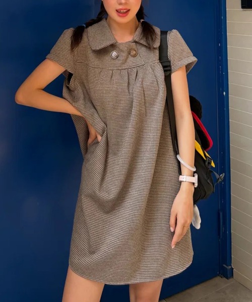 AsheKsha(アシクシャ)の「ベビーカラーパフスリーブ A ラインワンピース(ワンピース・レディース・ブラウン・F)」の6枚目の写真
