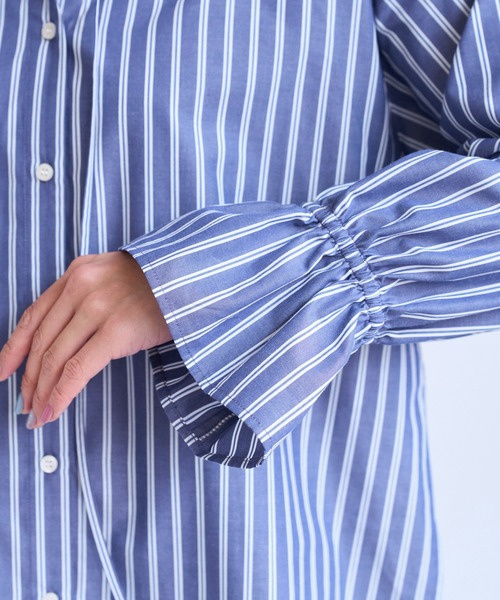 ROPE' PICNIC(ロペピクニック)の「フリルカラーシャツブラウス/UVケア・イージーケア・リンクコーデ(シャツ/ブラウス・レディース・ネイビー/サックスブルー/イエロー系/オフホワイト/ブラウン系・FREE)」の21枚目の写真