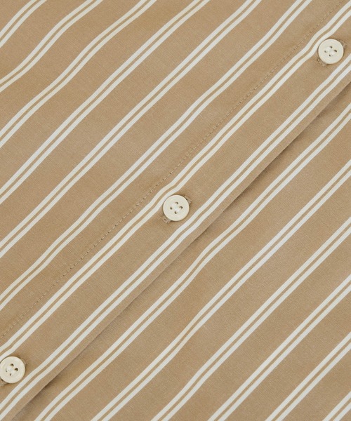 ROPE' PICNIC(ロペピクニック)の「フリルカラーシャツブラウス/UVケア・イージーケア・リンクコーデ(シャツ/ブラウス・レディース・ネイビー/サックスブルー/イエロー系/オフホワイト/ブラウン系・FREE)」の10枚目の写真