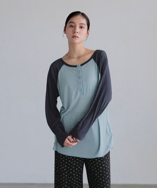 LOWRYS FARM(ローリーズファーム)の「【前後着用可能】シアーナンバリングTLS 1063338(Tシャツ/カットソー・レディース・ライトブルー/オフホワイト・FREE)」の11枚目の写真