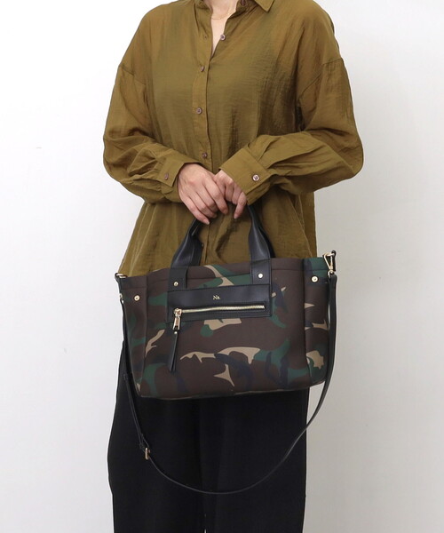 COOCO（クーコ）の「ＷＥＴＳＵＩＴ　ｍａｔ．　２ＷＡＹ　ＴＯＴＥ　ＢＡＧ／Ａ４対応（ハンドバッグ・レディース・ブラック/カモフラージュ/ネイビー/カーキ・FREE）」の4枚目の写真