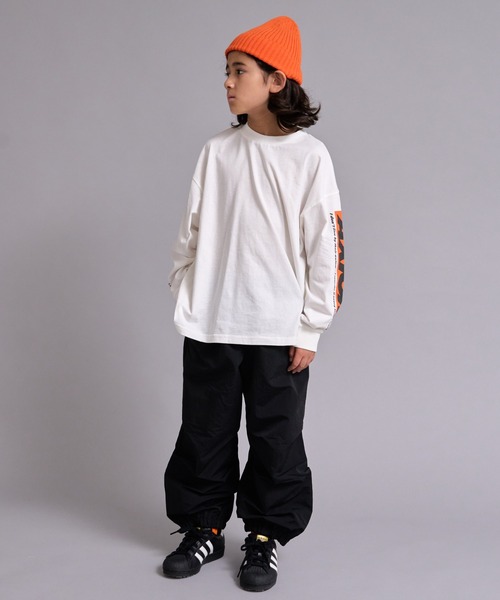 PAIRMANON STREET(ペアマノンストリート)の「【90-160cm】吸水速乾 アソート ロゴ プリント ロンT 長袖 Tシャツ 【PAIRMANON STREET】(Tシャツ/カットソー・キッズ・ベージュ系その他/ブラック系その他/レッド/ブラック/パープル/ホワイト/ホワイト系その他/グレー・90/160/100/130/120/110/150/140)」の13枚目の写真